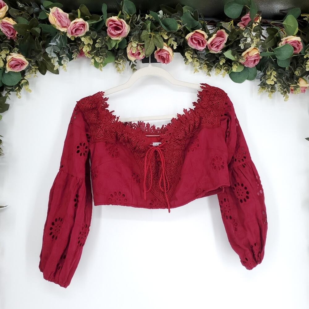 Two Sisters The Label Zia Off Shoulder Cropped Top